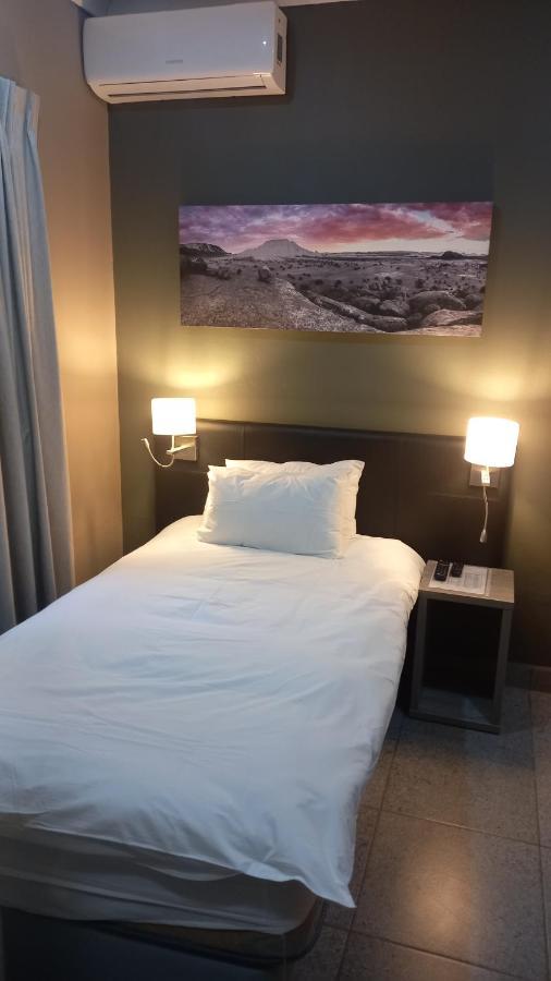 Upington Inn Экстерьер фото